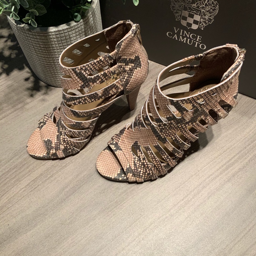 Vince Camuto